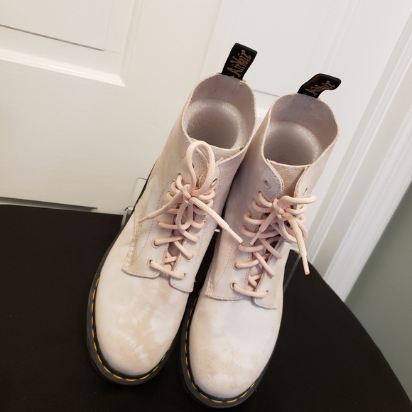EUC Dr. Martens 1460 Pascal Pink Tie Dye Boots Size 10, Stylish, Chic - Picture 10 of 15